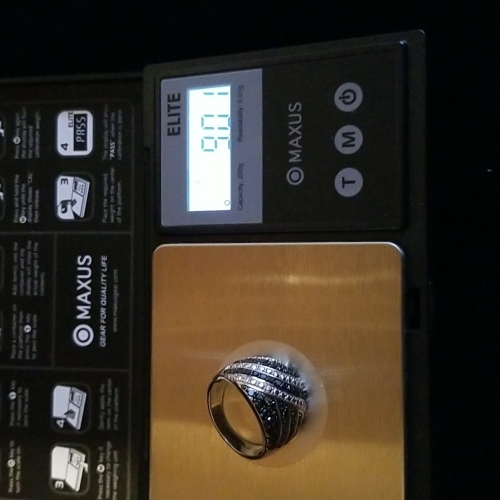 Silver ring with Diamonds - Picture 6 of 11